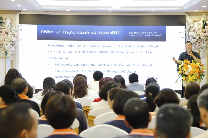 KHÓA ĐÀO TẠO CHUYỂN ĐỔI SỐ TẠI CÔNG VIÊN HỒ TÂY