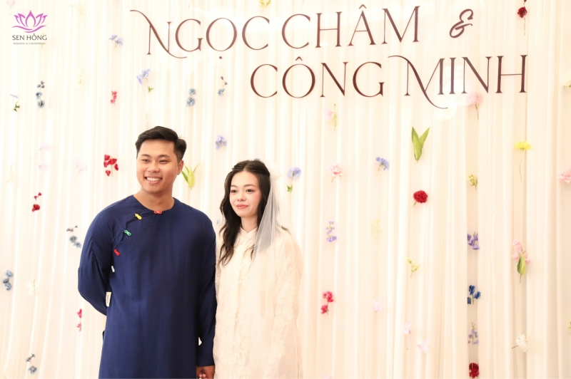 NGẬP TRÀN HẠNH PHÚC TẠI TRUNG TÂM TIỆC CƯỚI SEN HỒNG