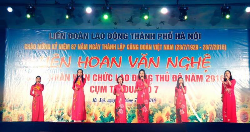 Liên hoan văn nghệ chào mừng 87 năm ngày thành lập Công đoàn Việt Nam